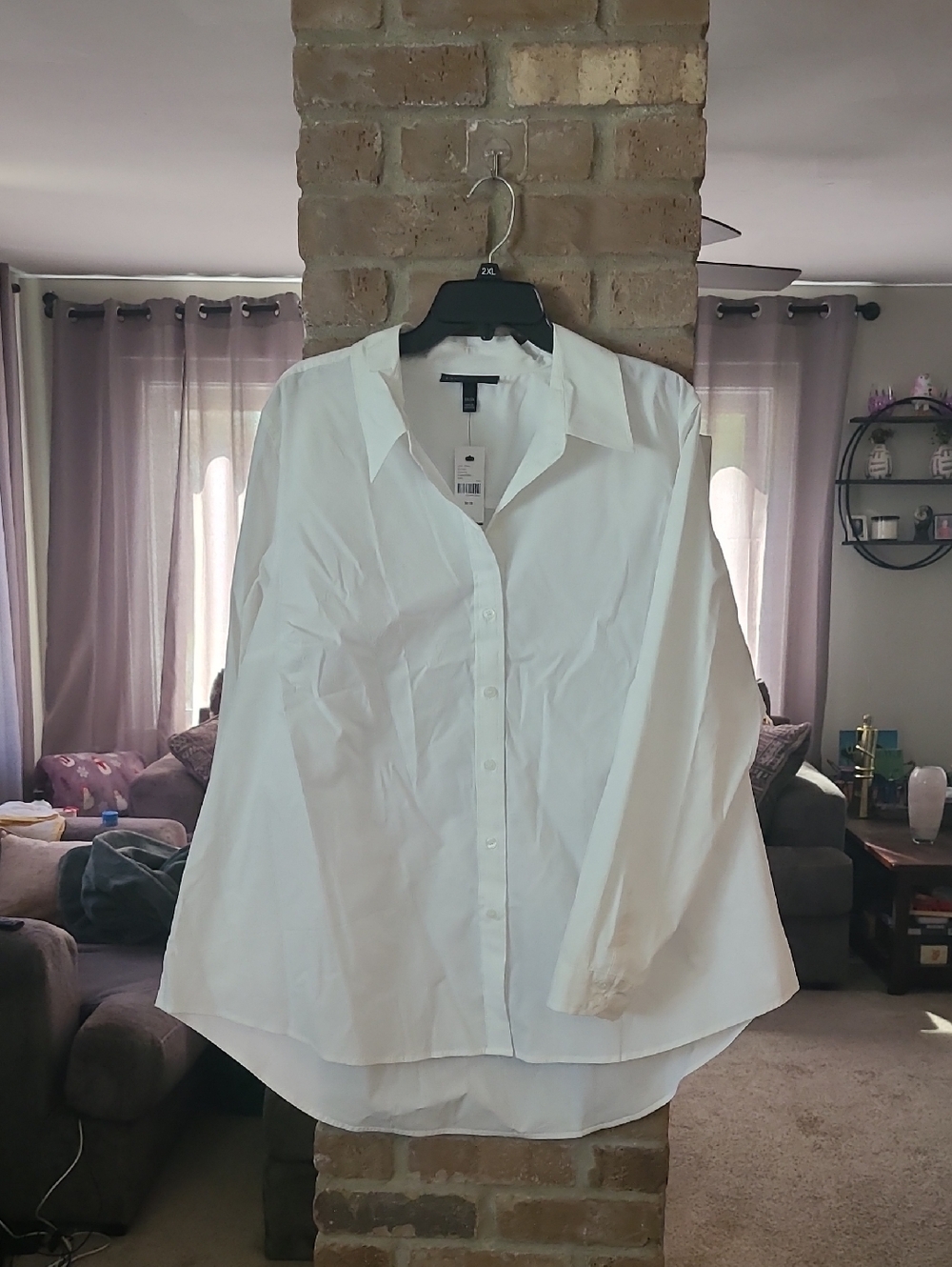 Women's White Button-Down Shirt with Classic Collar